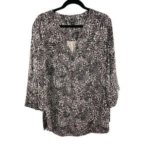 Torrid Gray Print Tab Sleeve Harper Blouse Women's Plus Size 4X